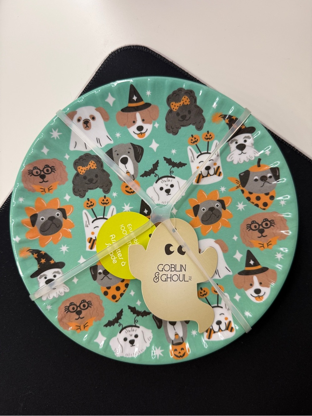 Goblin Ghoul Halloween Dog Plates Set 8 Melamine Salad Appetizer Mint Green 8"